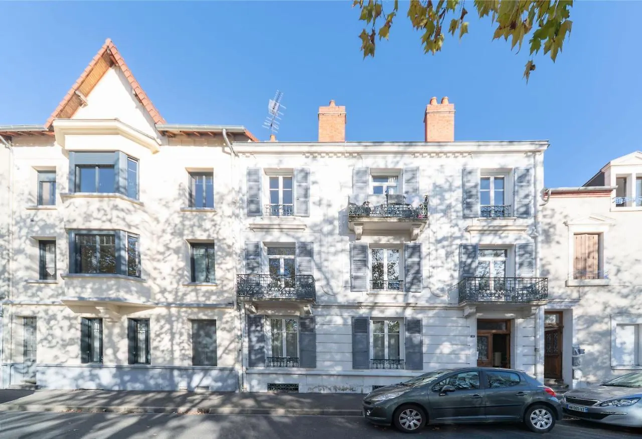 Residence Epinat II - Appartements Centre - Parking Vichy