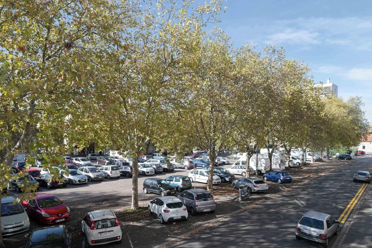 Residence Epinat II - Appartements Centre - Parking Vichy Daire