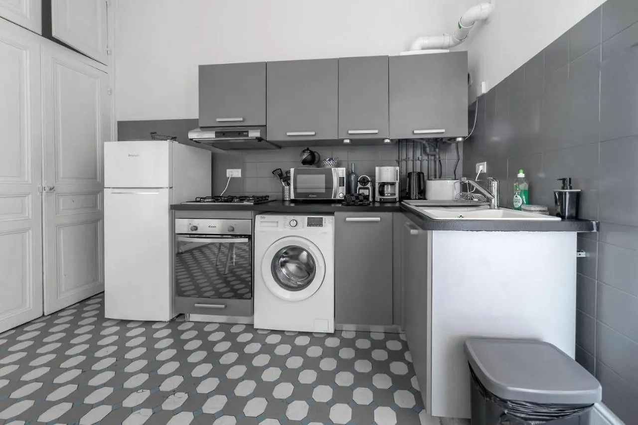 Residence Epinat II - Appartements Centre - Parking Vichy 0*,